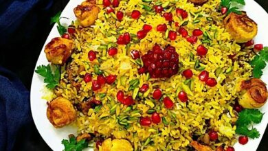 آشنایی با روش تهیه انارپلو با انواع گوشت + فوت و فن