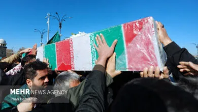 بدرقه باشکوه شهدای گمنام در کرمانشاه بدرقه باشکوه شهدای گمنام در کرمانشاه