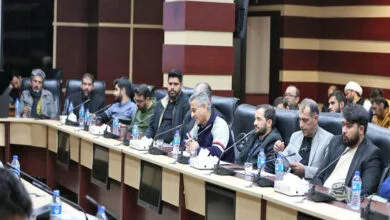 نخستین نشست همایش «آینهداران» برگزار شد نخستین نشست همایش «آینهداران» برگزار شد