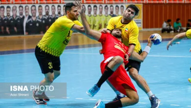 با تغییر تاکتیک دفاعی به پیروزی رسیدیم با تغییر تاکتیک دفاعی به پیروزی رسیدیم