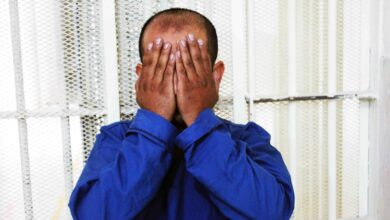 وقتی کلاه گیس سارق مسلح از سرش افتاد و رازش فاش شد