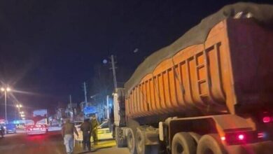 تصاویر برگشت تریلی حامل زباله‌های استان شمالی از دماوند + ویدئو