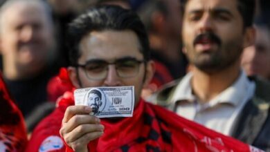 واکنش جالب علیرضا بیرانوند به پرتاب دلار و توهین هواداران پرسپولیس واکنش جالب علیرضا بیرانوند به پرتاب دلار و توهین هواداران پرسپولیس