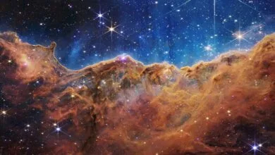 پیش از ازدواج زال و رودابه، ستاره شناسان مژده تولد رستم را داده بودند پیش از ازدواج زال و رودابه، ستاره شناسان مژده تولد رستم را داده بودند