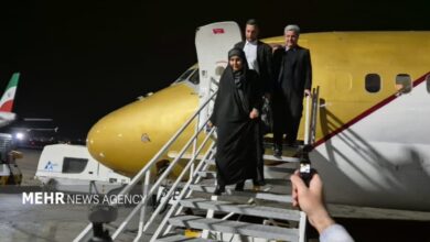 وزیر راه و شهرسازی وارد اهواز شد