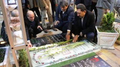 ادای احترام وزیر صمت به شهید حاج قاسم سلیمانی