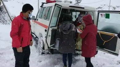 نجات جان ۱۱ مادر باردار از برف و کولاک ۳ روز گذشته نجات جان ۱۱ مادر باردار از برف و کولاک ۳ روز گذشته