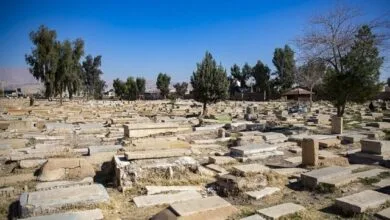 مسئولان مربوط به ساماندهی گورستان دارالسلام دست از زیادهخواهی بردارند مسئولان مربوط به ساماندهی گورستان دارالسلام دست از زیادهخواهی بردارند