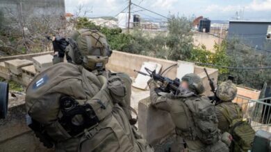 یورش نیروهای اشغالگر به منازل اسرای آزاد شده در کرانه باختری