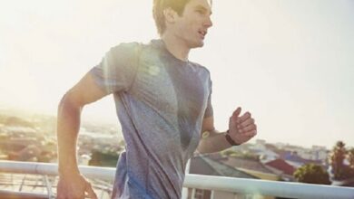 آیا تعریق به سوزاندن کالری کمک میکند؟ آیا تعریق به سوزاندن کالری کمک میکند؟