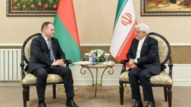 عارف: جمهوری اسلامی ایران از تعمیق روابط همه جانبه با بلاروس استقبال میکند عارف: جمهوری اسلامی ایران از تعمیق روابط همه جانبه با بلاروس استقبال میکند