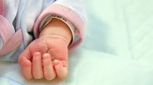 کارشناس تریاژ اورژانس جان یک نوزاد را در دیانتی رشت نجات داد کارشناس تریاژ اورژانس جان یک نوزاد را در دیانتی رشت نجات داد
