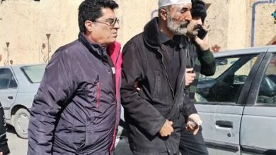 سرایدار مدرسه فرزانگان کرمان: به بچهها گفتم اگر میخواهید روح دانشآموزان عزیزمان شاد باشد، سرکلاس بیایید سرایدار مدرسه فرزانگان کرمان: به بچهها گفتم اگر میخواهید روح دانشآموزان عزیزمان شاد باشد، سرکلاس بیایید