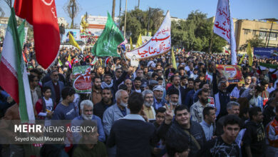 تقدیر نماینده ولی فقیه و استاندار از حضور پرشور مردم خوزستان در راهپیمایی ۲۲ بهمن
