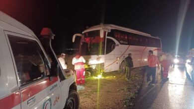 تصادف اتوبوس و پژو پارس در جاده کازرون به شیراز با ۲ فوتی