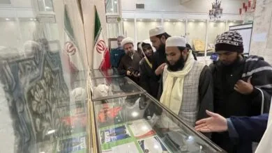بازدید جمعی از علمای اهلسنت هندوستان از موزه فاطمی بازدید جمعی از علمای اهلسنت هندوستان از موزه فاطمی