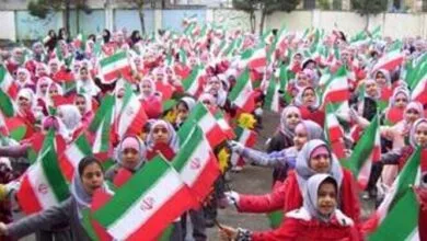 زنگ انقلاب در مدارس سراسر کشور نواخته شد زنگ انقلاب در مدارس سراسر کشور نواخته شد