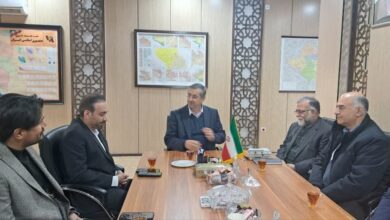 استاندار لرستان با مالک خیبر دیدار کرد