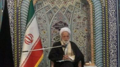 ارتش و سپاه در خط مقدم عزت و اقتدار جمهوری اسلامی قرار دارند