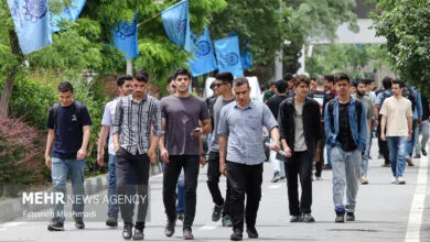 تعداد دانشجویان دانشگاه امام خمینی(ره) باید به ۳۰۰ هزار نفر برسد تعداد دانشجویان دانشگاه امام خمینی(ره) باید به ۳۰۰ هزار نفر برسد