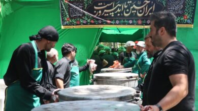 طبخ ۷۲ دیگ غذا به نیابت از شهدای کربلا و شهدای مدافع وطن در دورود