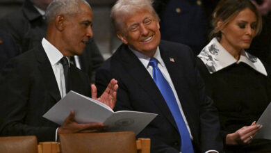 اوباما در کانون اتهامات دستکاری اطلاعات و کودتا؛ ترامپ به وجد آمد!