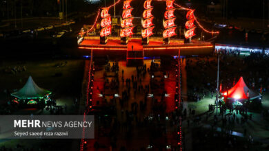 آیین بدرقه زائرین حسینی(ع)  در میدان آزادی