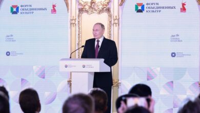 پوتین: استانداردهای دوگانه و تهدید فرهنگ کشورهای مستقل پایان یابد پوتین: استانداردهای دوگانه و تهدید فرهنگ کشورهای مستقل پایان یابد