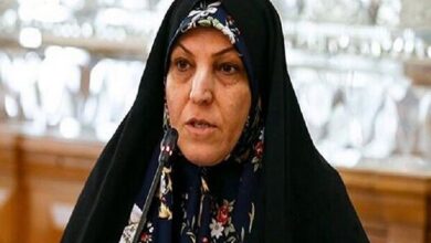 دیدار معاون تعاون و امور اجتماعی بنیاد شهید با خانواده شهیده جواهریان دیدار معاون تعاون و امور اجتماعی بنیاد شهید با خانواده شهیده جواهریان