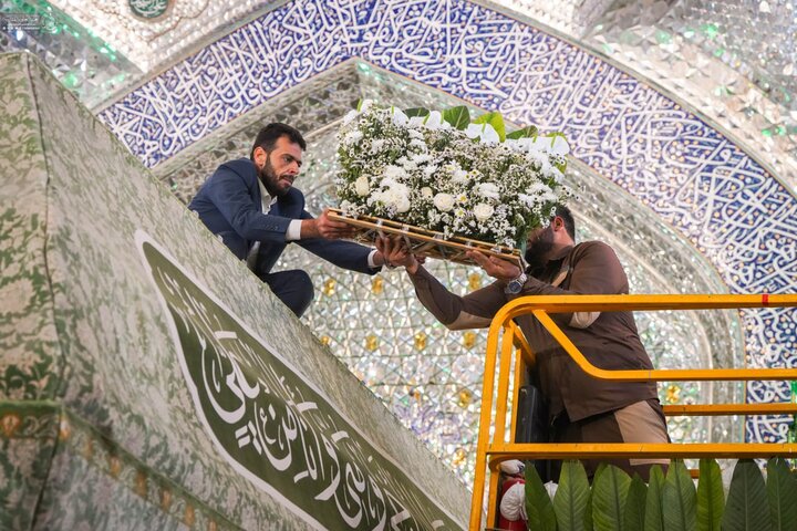 آذین بندی حرم امام علی و امام حسین(ع) در سالروز ولادت حضرت زینب(س)/عکس