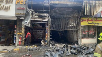 حریق یک مغازه سپرسازی در مشهد