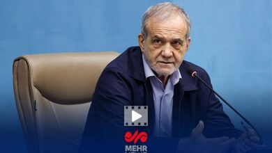 رئیسجمهور: اگر دست به دست هم دهیم، معضلات حل میشوند رئیسجمهور: اگر دست به دست هم دهیم، معضلات حل میشوند