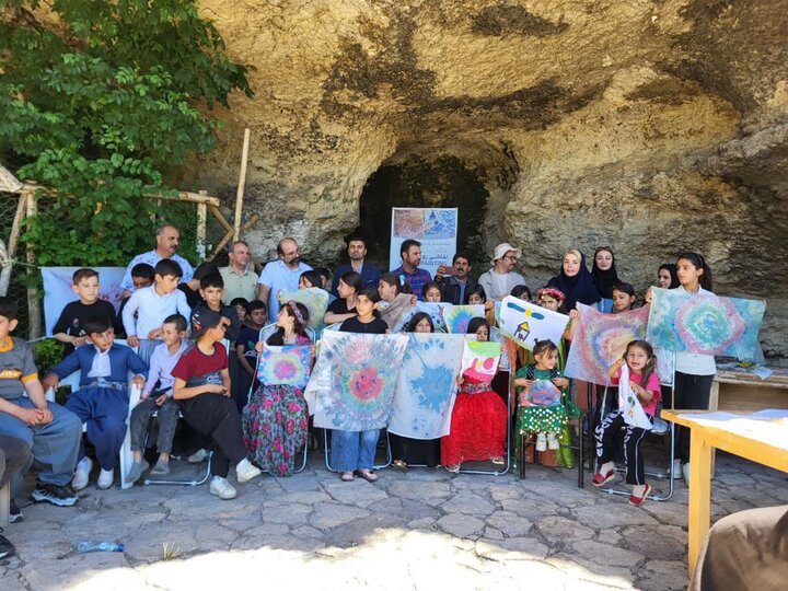 طالب‌نیا: صنایع‌دستی کردستان با ظرفیت جوامع محلی توسعه می‌یابد