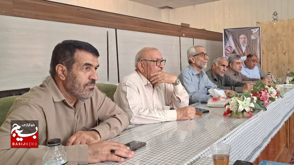پیشکسوتان دفاع مقدس؛ راویان حماسه در میادین اصلی دشتستان