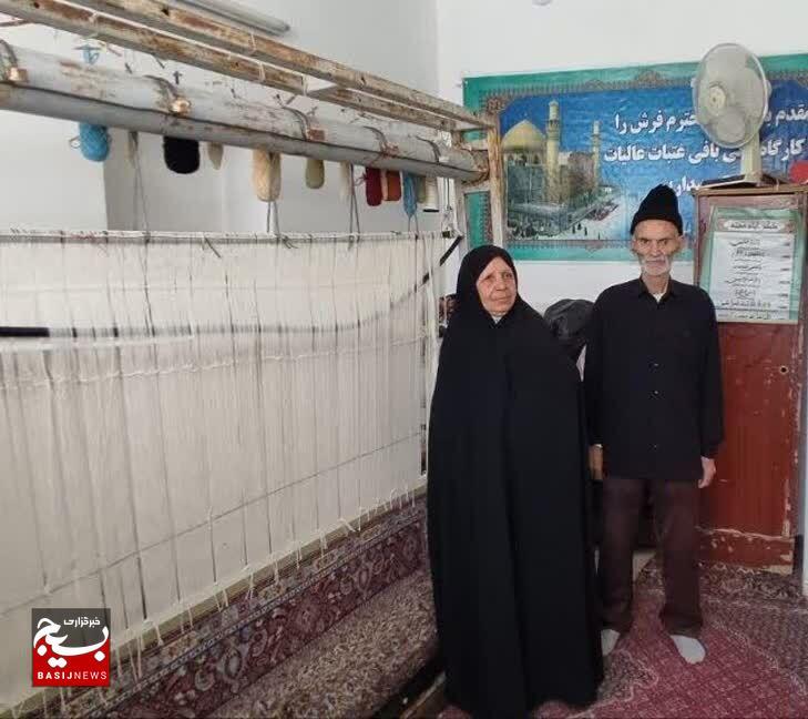 اینجا هنر نذرِ عاشقی می‌شود/ گِره بر تاروپود پود قالی که گِرهی را باز می‌کند