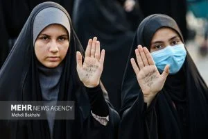 زنجیره انسانی عفاف‌وحجاب در بجنورد