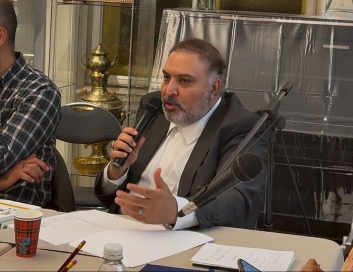 «جامعه ایرانیان در اتریش» زیر ذره‌بین نقد و بررسی قرار گرفت