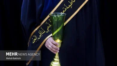 آیین شمعدان گردانی خادمان حرم حضرت معصومه(س)