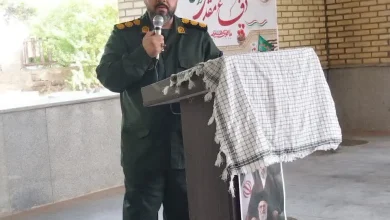 آیین غبارروبی و عطرافشانی مزار شهدای شهرستان هویزه در نخستین روز از هفته دفاع مقدس