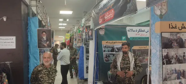نمایشگاه «اسوه» با حضور سردار سید موسی حسینی فرمانده سپاه نینوا گلستان، فرماندار، فرمانده ناحیه مقاومت و جمعی از مسئولان شهرستانی در رامیان افتتاح شد.
