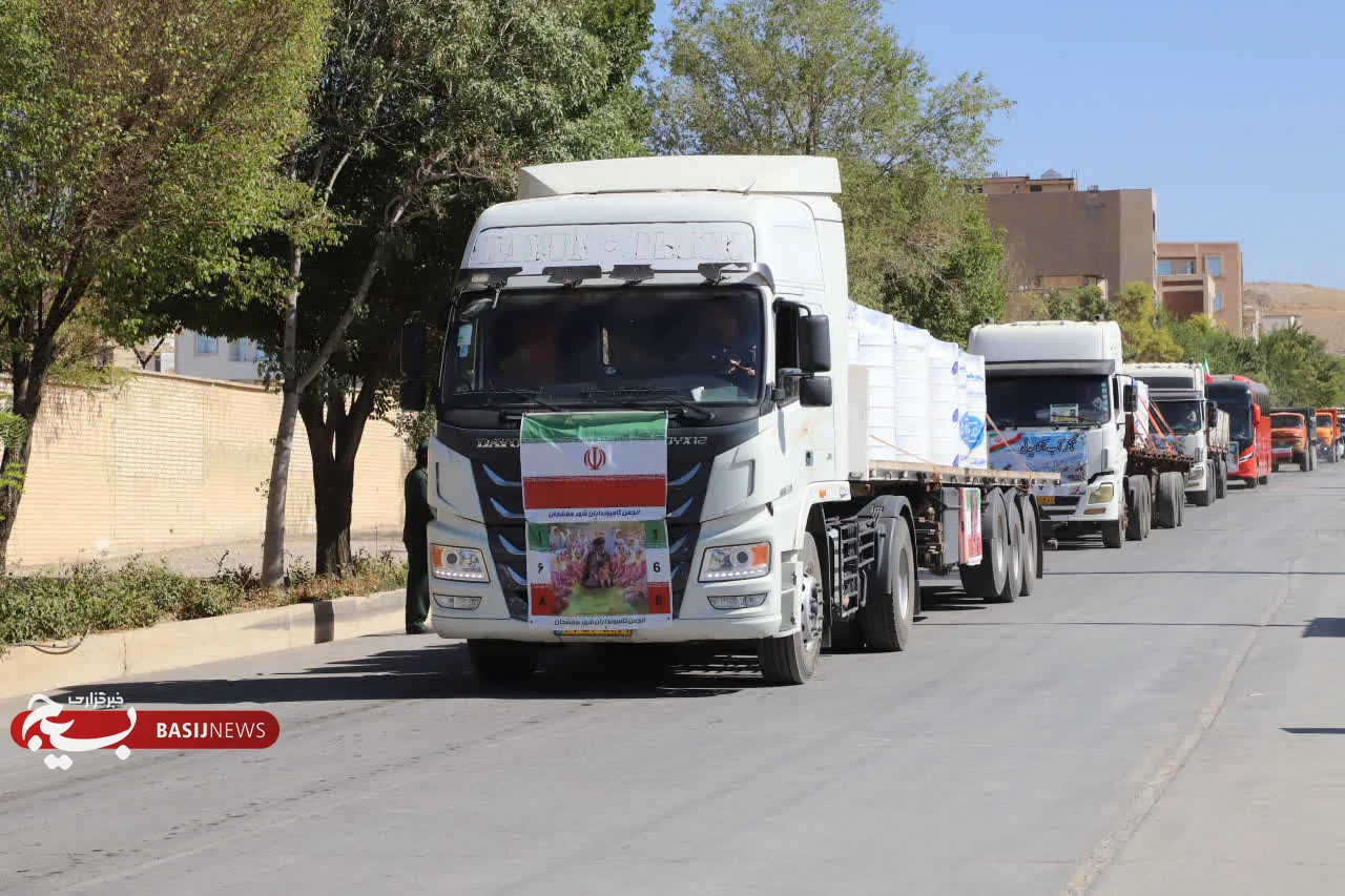 آغاز هفته دفاع مقدس با رزمایش جهادگران فاطمی در بام ایران به روایت عکس