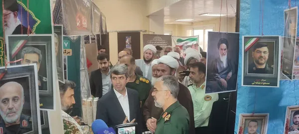نمایشگاه «اسوه» با حضور سردار سید موسی حسینی فرمانده سپاه نینوا گلستان، فرماندار، فرمانده ناحیه مقاومت و جمعی از مسئولان شهرستانی در رامیان افتتاح شد.