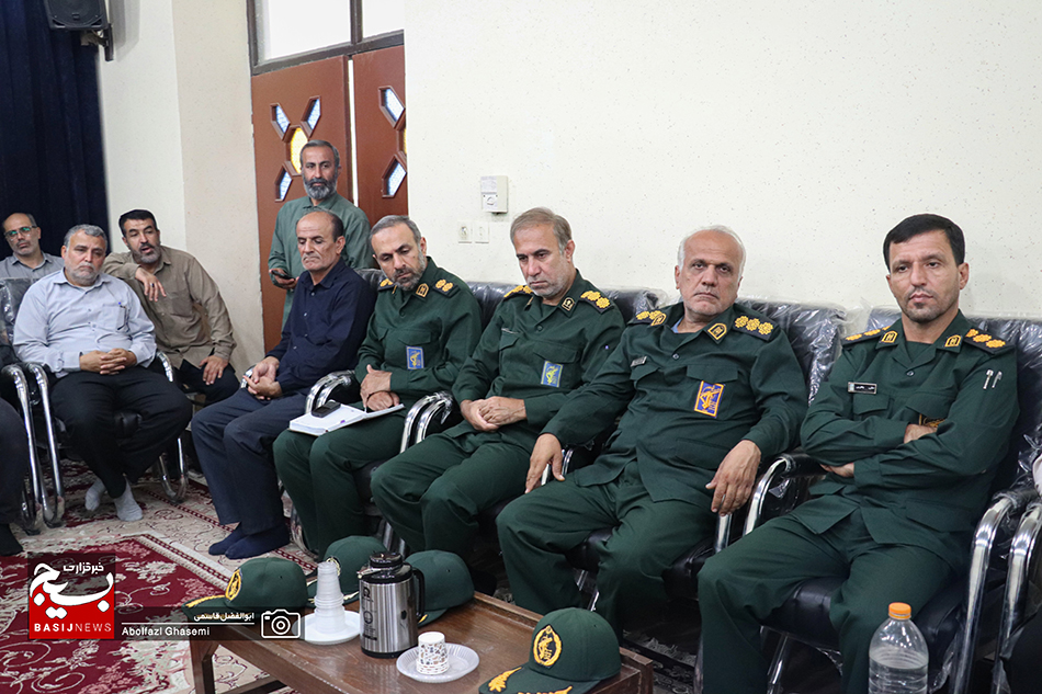 دیدار مجموعه فرماندهی سپاه جوادالائمه(ع) با امام جمعه دشتستان