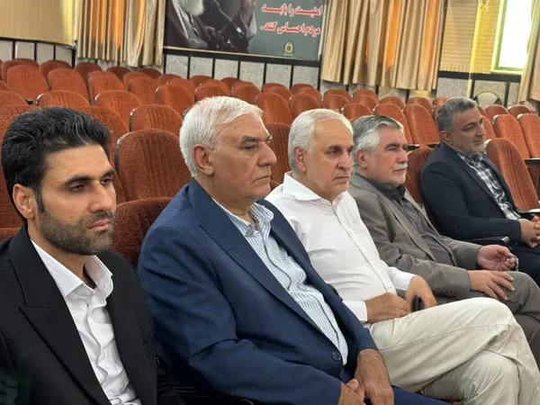 نشست صمیمانه گلستانی‌های مقیم تهران با موضوع دومین کنگره ۴ هزار شهید برگزار شد
