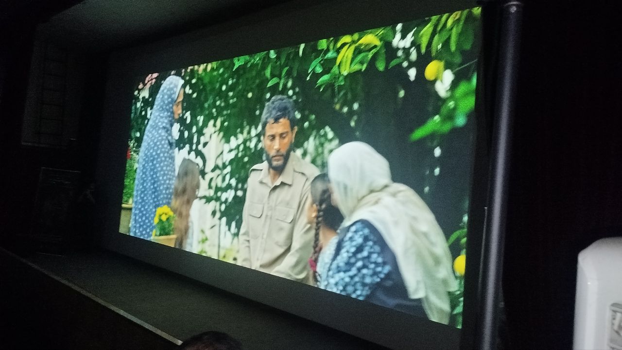 اکران مردمی فیلم «جانشین» در سینما سپیدرود رشت 