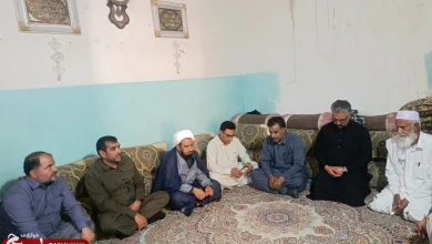 تجلیل از ایثارگری خانواده بزرگوار شهید «مسلم فاضلی» در دیدار امام جمعه سراوان و فرمانده
