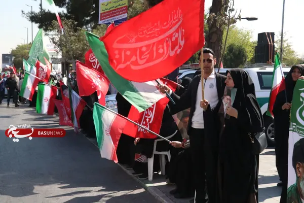 زنجیره انسانی جان فدا مشهد