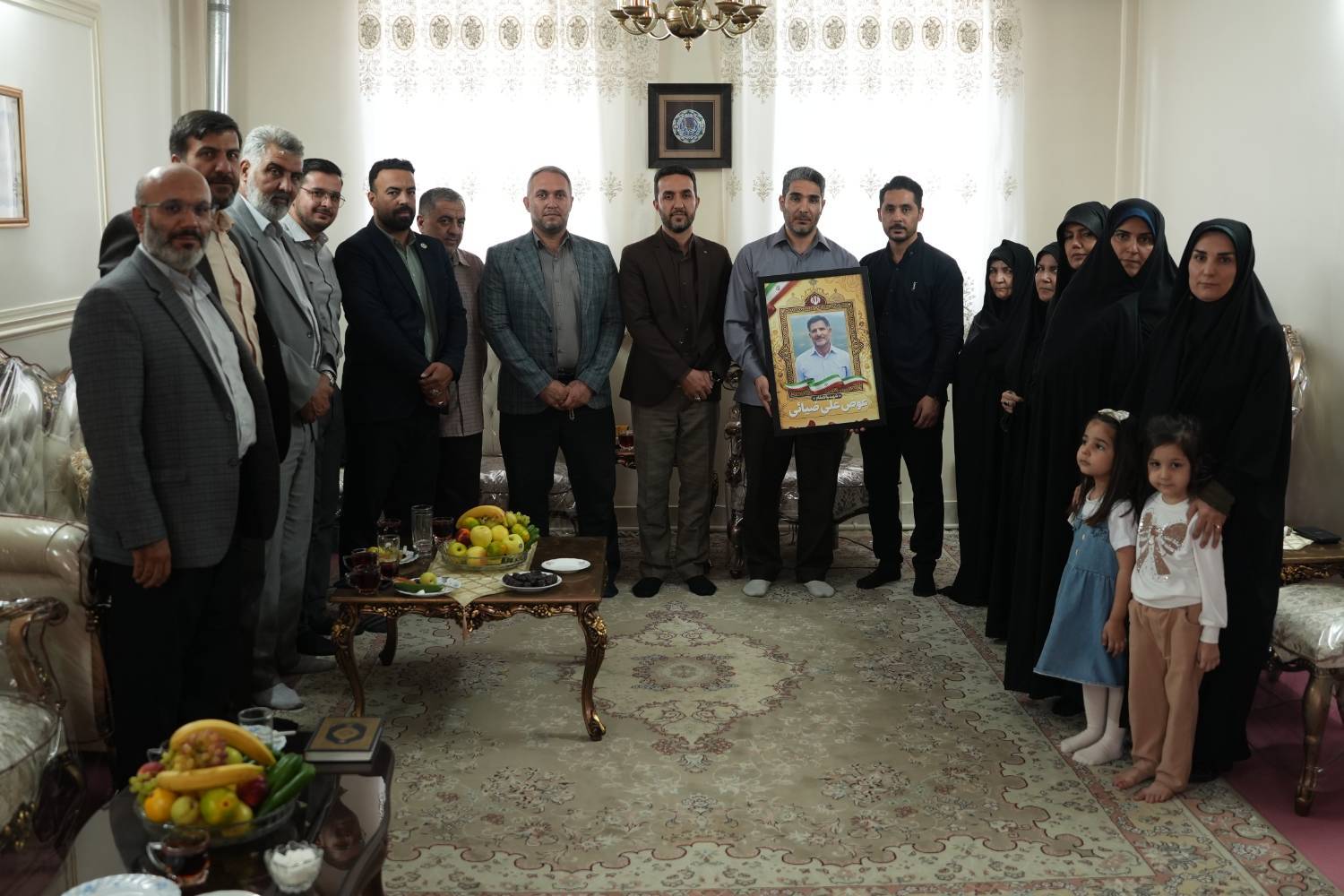 دیدار بسیجیان بنیاد مستضعفان با خانواده شهید والامقام «*عوض علی ضیائی*» و تشرف به مزار این شهید بزرگوار