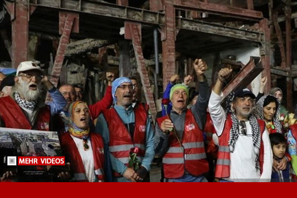 کاروان دوستی میناب در جمع حماسه‌سازان میدان انقلاب