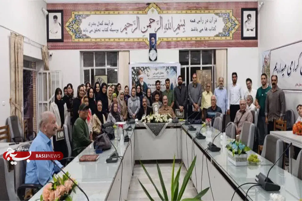 برگزاری محفل بزرگداشت و نکوداشت مولانا در ملایر برگزاری محفل بزرگداشت و نکوداشت مولانا در ملایر